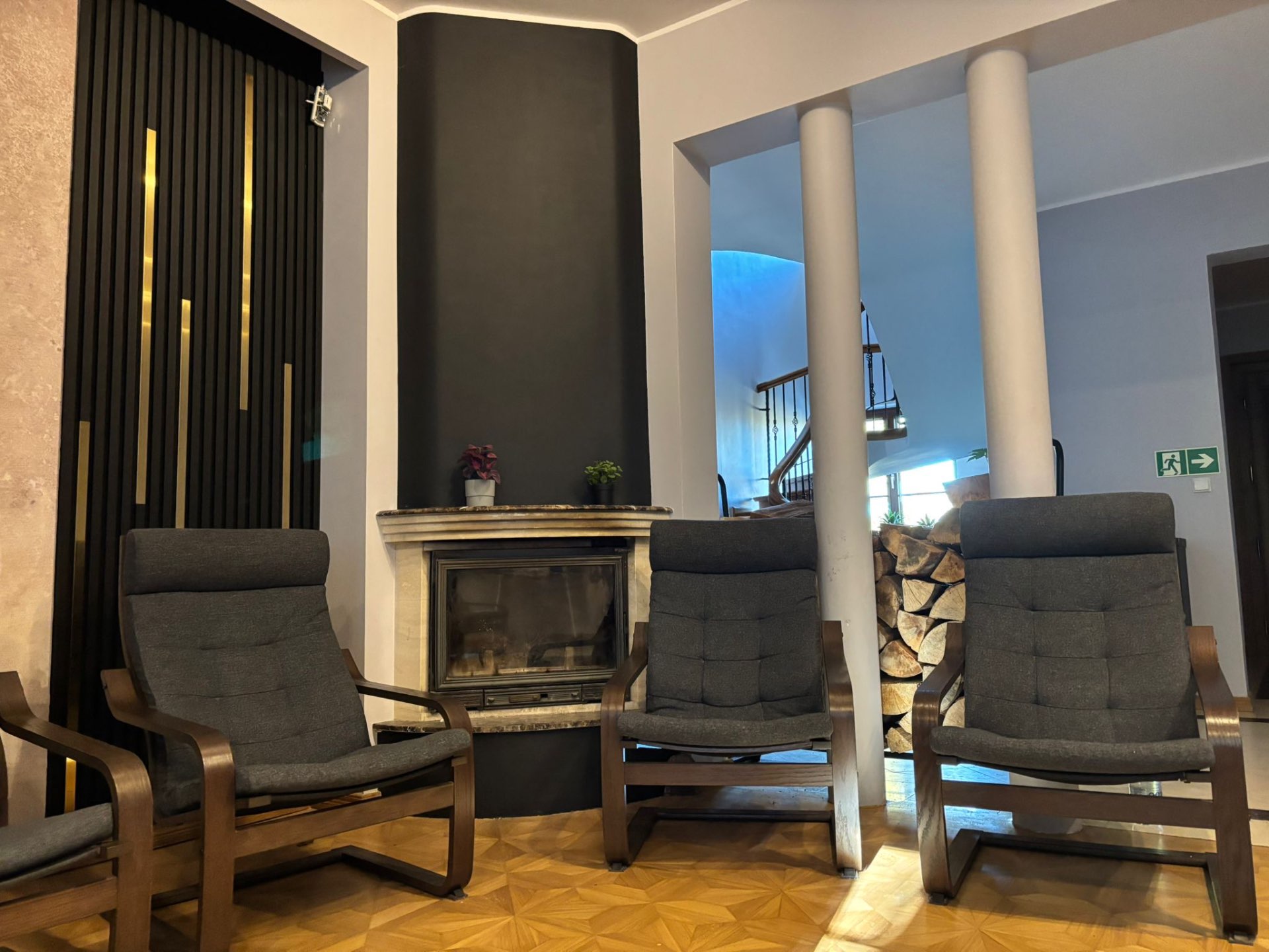 Główny salon - miejsce spotkań i relaksu
